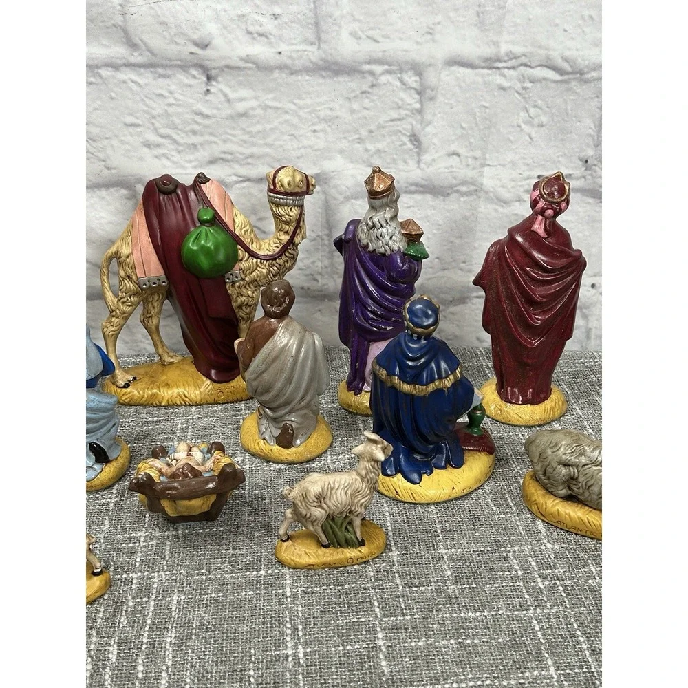 Vintage Nativity Set Atlantic Mold 13 Pc Hand Painted Ceramic Christmas Figurine